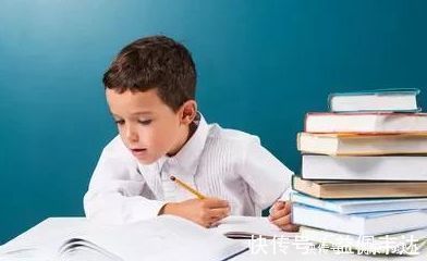 专注力|孩子写作业“磨蹭”,聪明家长巧妙运用“二八定律”孩子主动写作业
