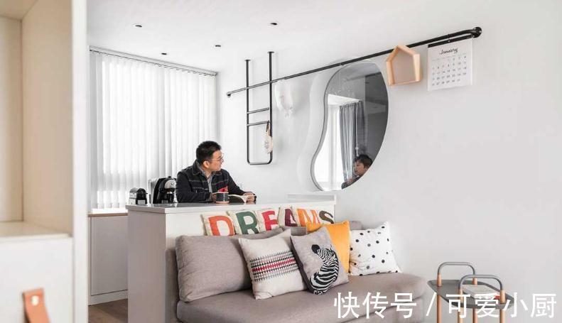 阳台|一家三口住,客厅不放沙发茶几,把阳台抬高,93㎡的家简约漂亮!