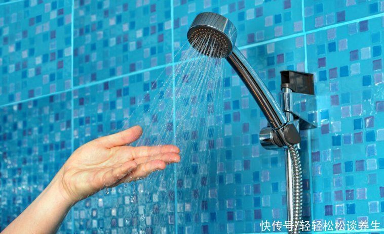 吸烟|脑梗为何日益增多?医生劝告:饭后3件事不可急着做,易损伤血管