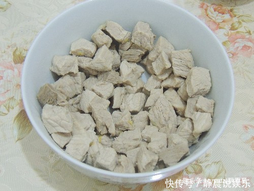 肉松|想吃肉松不用买,自己在家做很简单,1斤肉做一大盘,孩子抢着吃