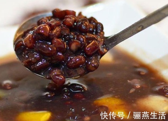 香芋丸子|天热，少吃西瓜多吃它，煮一煮放冰箱冷冻起来，随时吃随时取！