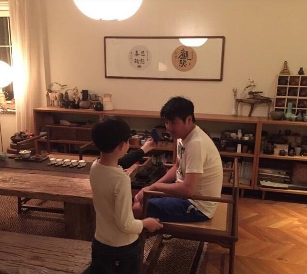 晒晒孙楠住的豪宅,全屋铺着实木地板,面积大得像个迷宫