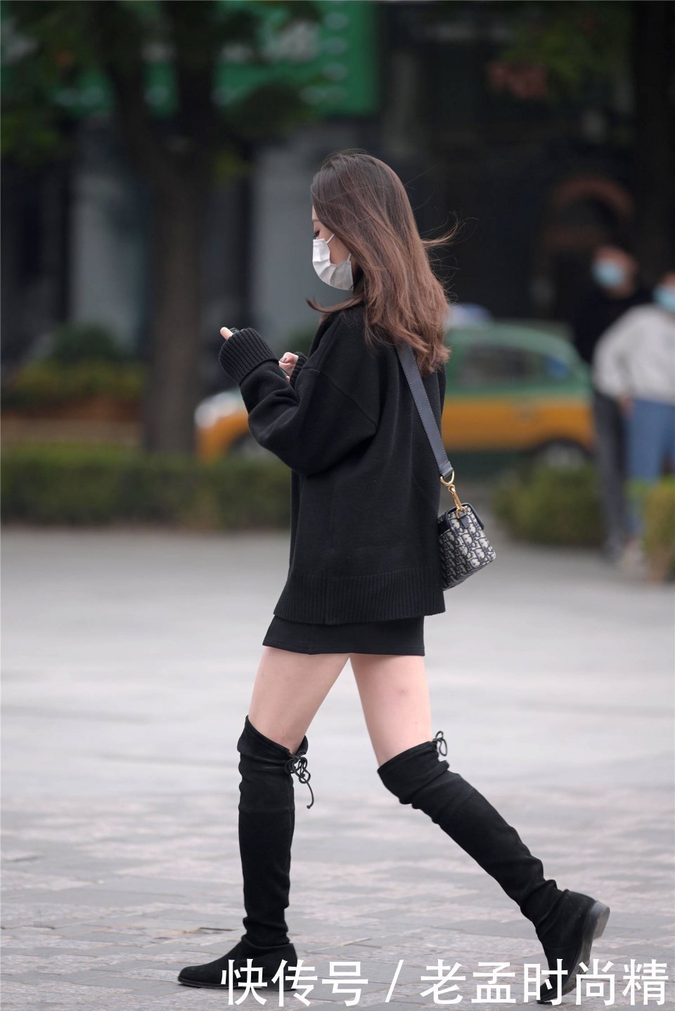 搭配|初冬时节的搭配,还是以长靴为主,简约又富有层次
