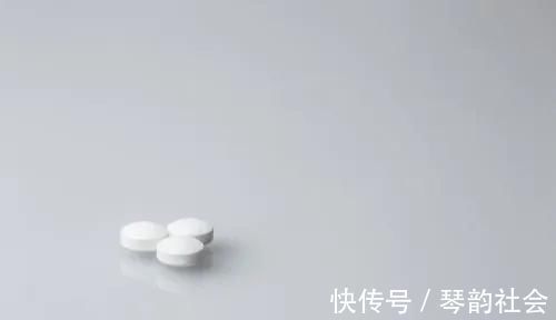 用药|二甲双胍一日三次，如果不吃晚饭可以少服一次吗？听听药师怎么说
