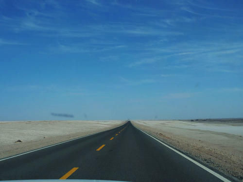 地球上最像火星的地方，荒凉寂寞寸草不生，住一晚太空舱2000块