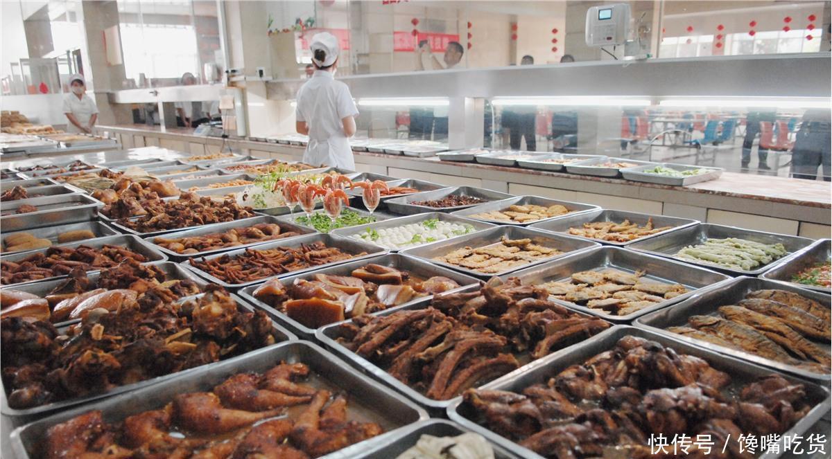 师傅|睁大双眼千万不要惊讶,食堂师傅走心又走胃,满满都是硬核菜