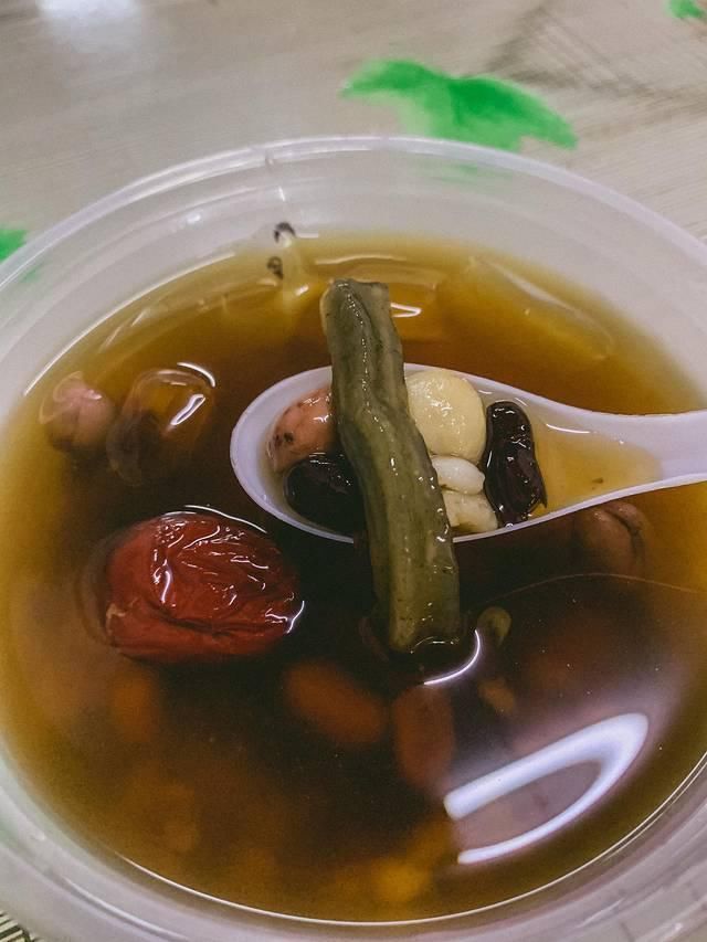 旋风少女:关于海的思念,从春到冬,从阴到晴,一路逛一路吃