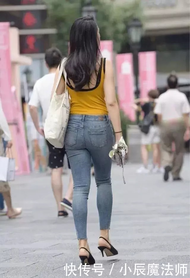 休闲鞋|休闲鞋随意搭配牛仔裤,休闲又有范