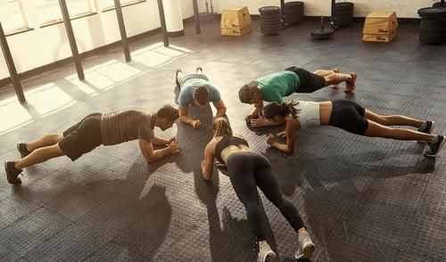 仰卧起坐|想减肥又不想出门？用这5个方法，让你在家也能快速瘦