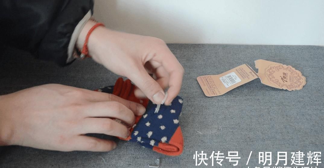 袜子|原来袜子上的挂钩还有这个妙用, 看到的人没有一个不夸好的