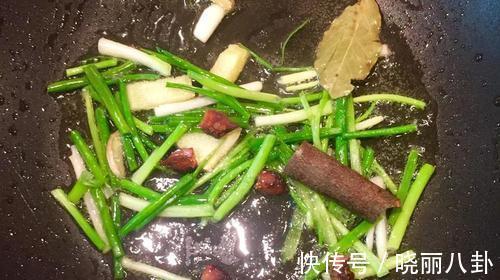 这道菜|这道菜,让一饭店火了30年,今天把配方分享给你,看完的都收藏了