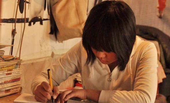 学霸孙女高考只得47分,爷爷恳求复查试卷,真实原因让人感动