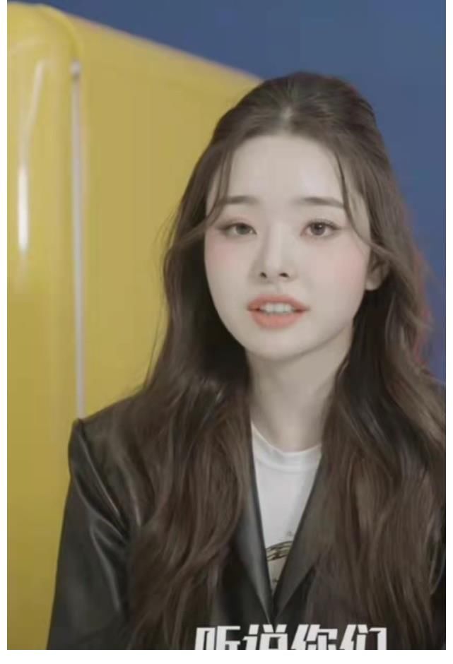 宋智雅陷入假货事件后,节目中牵手的男嘉宾被发现已取关女方,这速度太快了