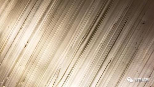 鉴定｜揭示其起源与地球深处的秘密——彩色宝石的微观世界