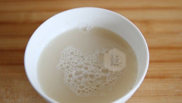 蒸包子馒头时,注意这七点,轻松解决发面回缩问题