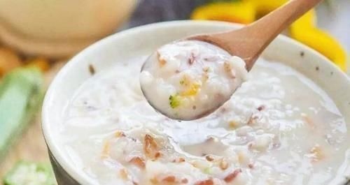 宝妈|1到2岁宝宝辅食添加要多样,别再每天米粥加鸡蛋了,真没啥营养