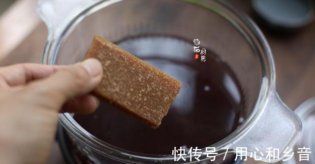 秋天干燥,遇到它别手软,多买些冷冻起来,煮糖水健脾祛燥人人爱!