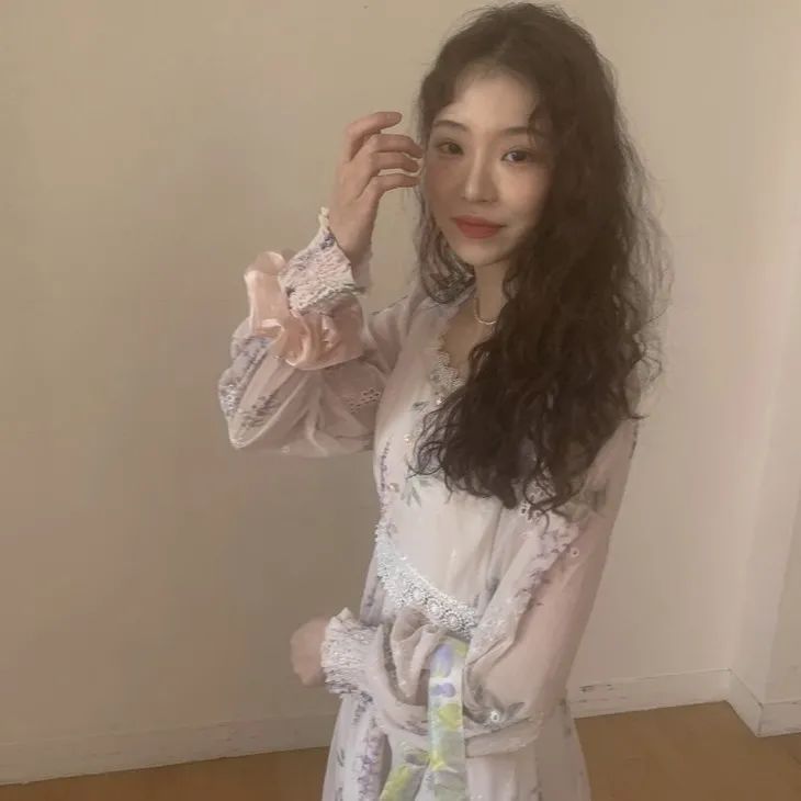 bm|成千上万的女生在三里屯做BM女孩