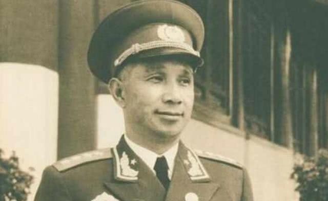 大将|粟裕大将晚年,为什么不敢回家乡看看?去世后儿子说出他心底的秘密