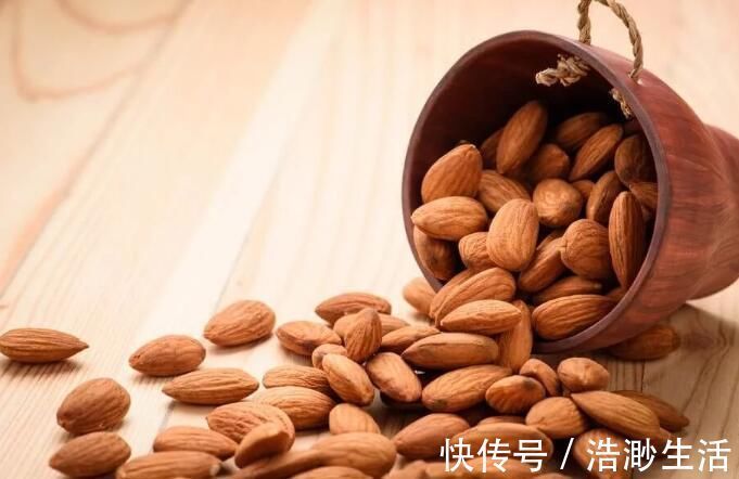 生病|不要给婴儿吃这8种食物, 别等孩子生病了才后悔不已!