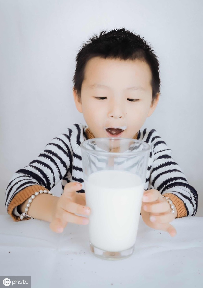 发育不良|如何正确给宝宝补钙,补钙最佳时间,看看你补对了吗