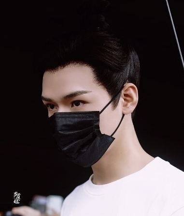 开机|龚俊迪丽热巴刘宇宁《安乐传》开机,男女主造型却不被观众看好?