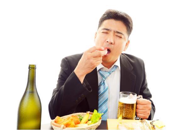 血管硬化有4个症状!忠告:坚持“3多2少”,血管慢慢恢复弹性