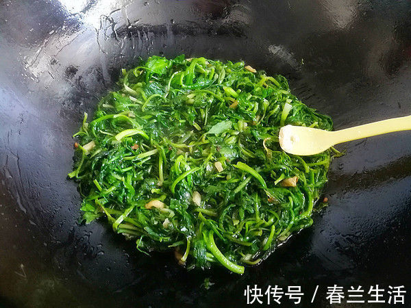 鸡蛋牛奶|这菜是“钙王”,鸡蛋牛奶都不行,孩子常吃长高个,学习记忆强