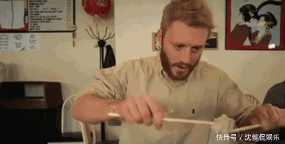 用筷子|这4道中国菜肴难倒了外国人,不是味道差,而是想吃夹不起来