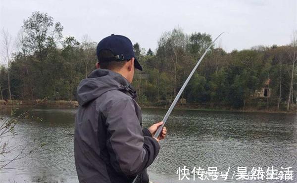 冬季钓鲫鱼,传统钓更有优势,试试这种钓法,让你大鲫鱼连竿上