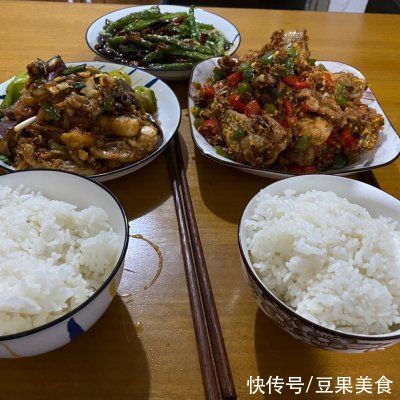 巨下饭|#巨下饭的家常菜#家常凉拌茄子