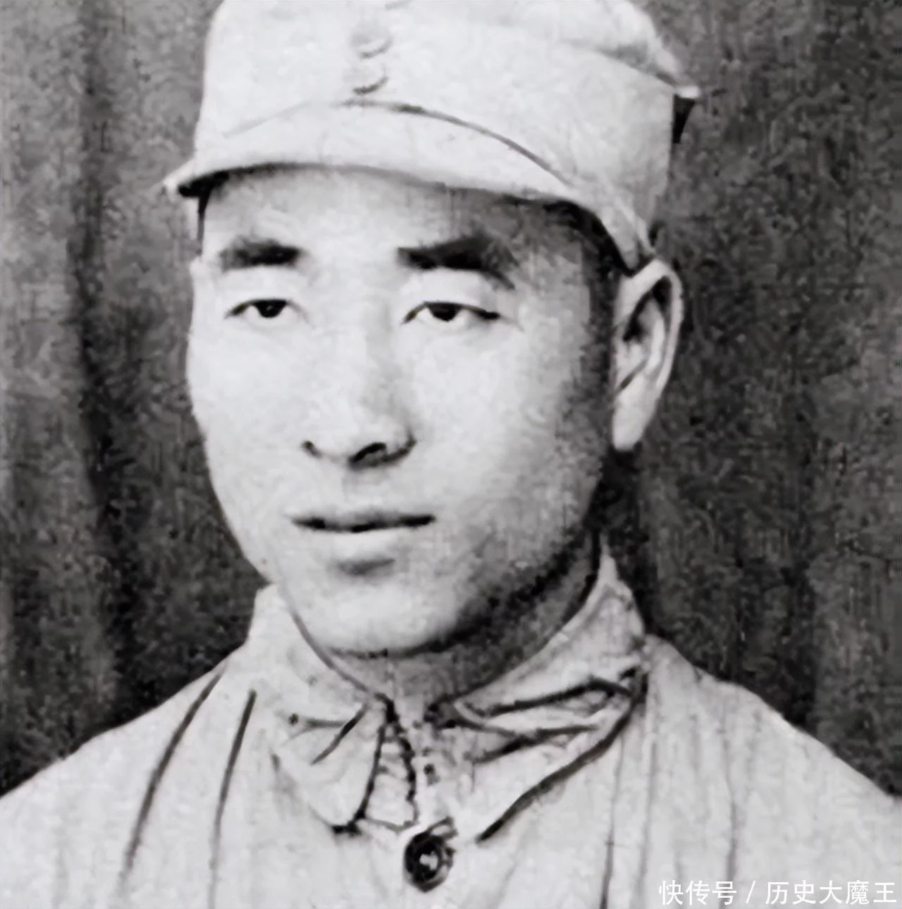九大后,周总理邀林彪搬进中南海,林彪以三个一点拒绝,这是为何 - 史海钩沉