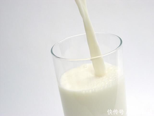 蛋黄|高血脂的人最好不要碰3种食物,多吃一口都是在涨“血脂”,别不当一回事