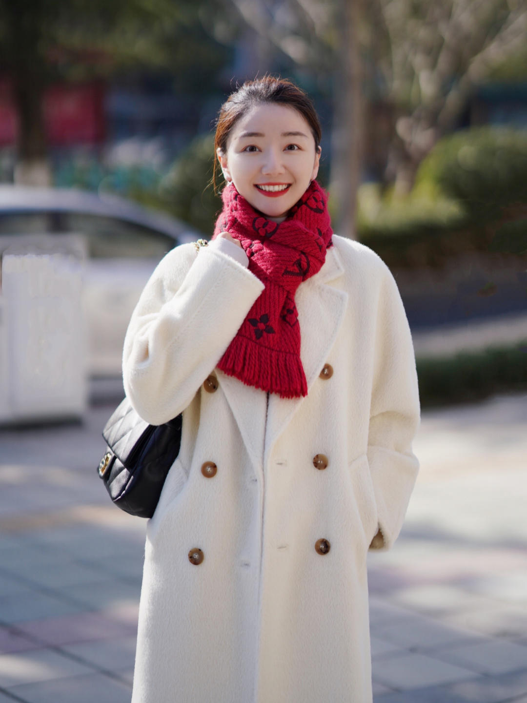 冬季 会穿衣比身材好重要,来看冬季优雅“大衣look”,年轻又时髦