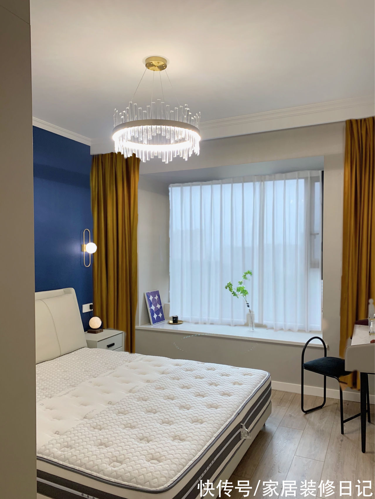 客厅|奶油系客厅太治愈了,却被女主戏称为18线城乡结合部,好凡尔赛啊