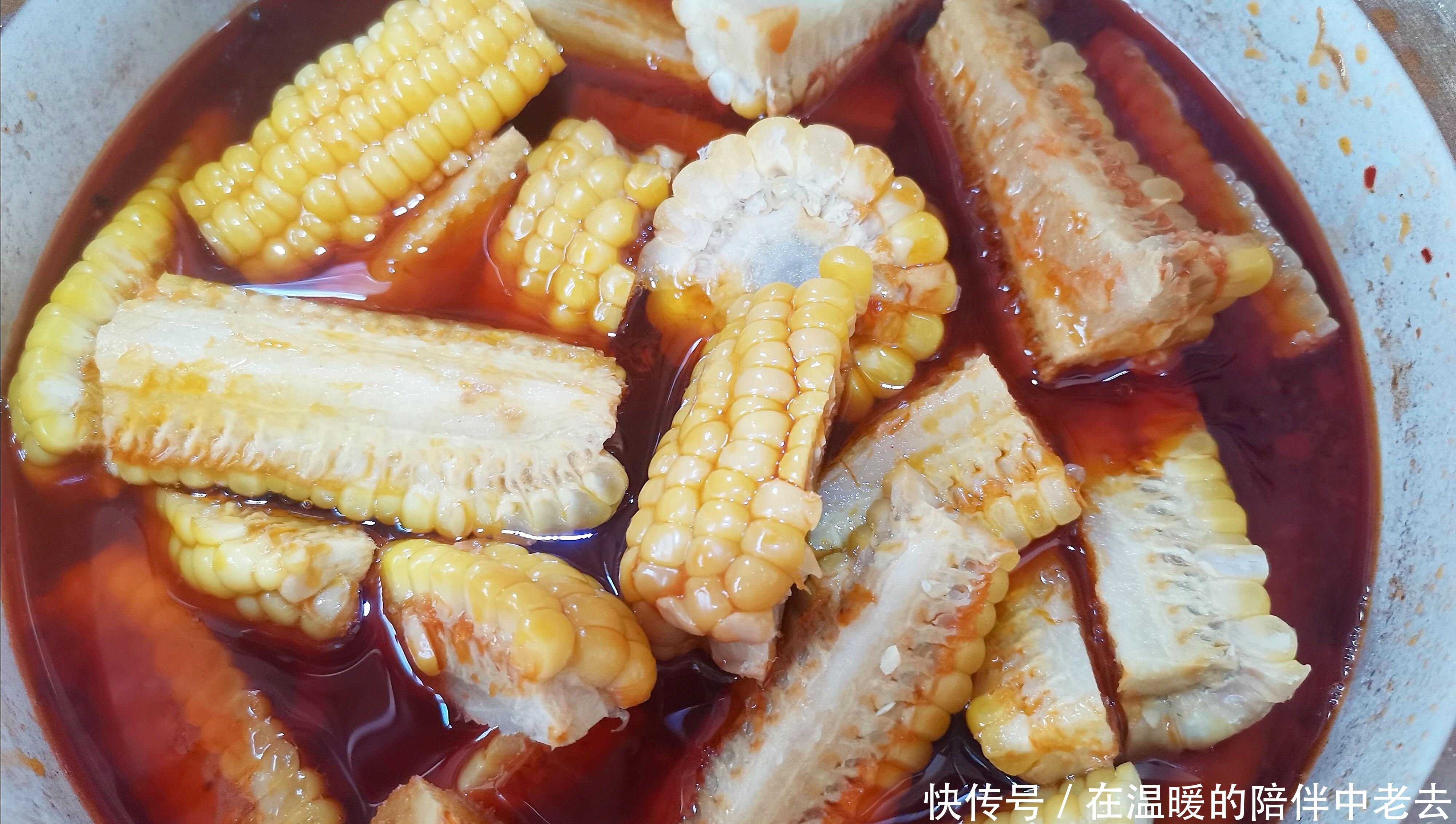 不用去腥炒糖色,只用一罐菠萝啤,就能轻松烧出一锅香排骨