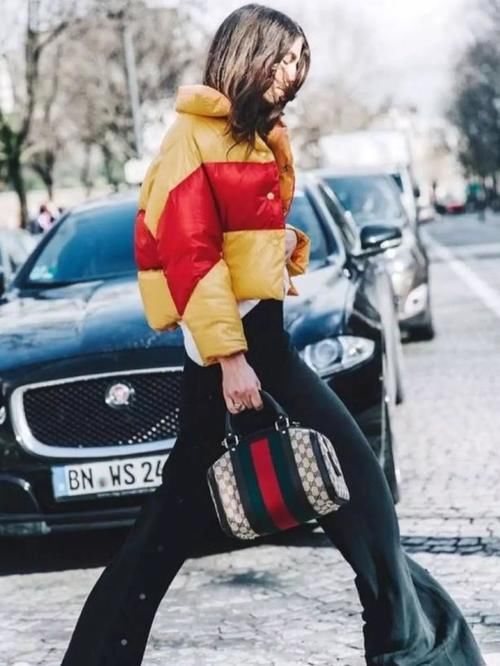 今冬流行的“厚外套＋阔腿裤”，时髦显瘦又保暖，照着穿就很美