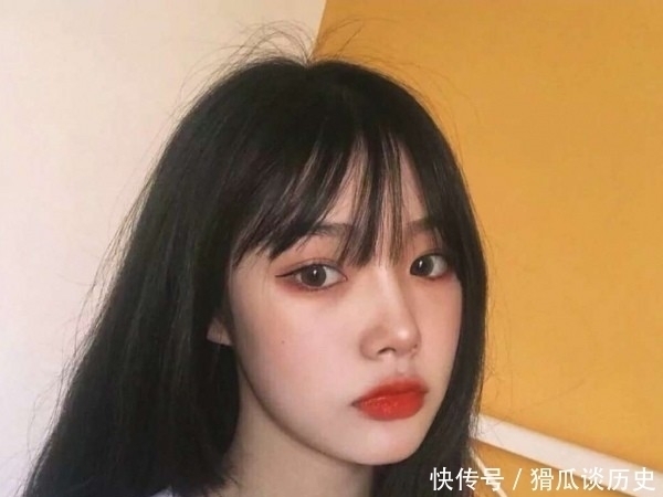 小姐姐|“捏鼻子”能拯救塌鼻梁吗?过来人说出真相,小仙女:我太难了