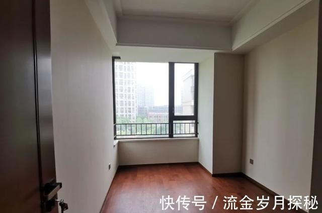 小区|税费能买宝马3系！南京江心洲神秘豪宅，1200万成交了！