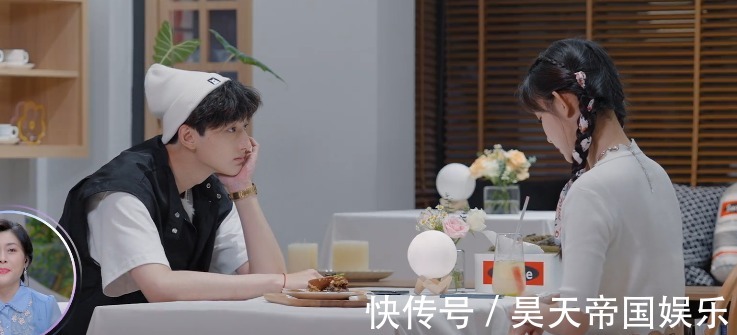 孟子义跟男嘉宾约会,中途跑去睡觉了,对方当场甩脸不高兴!