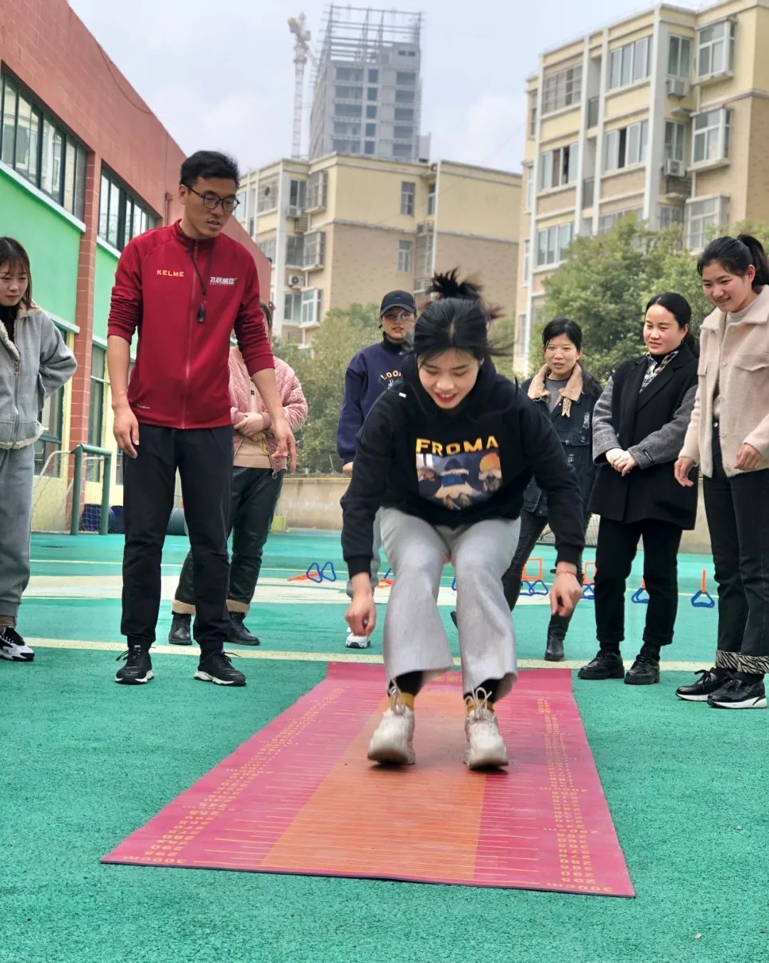 细化运动要领，科学体能训练——阜南县育新幼儿园体适能培训