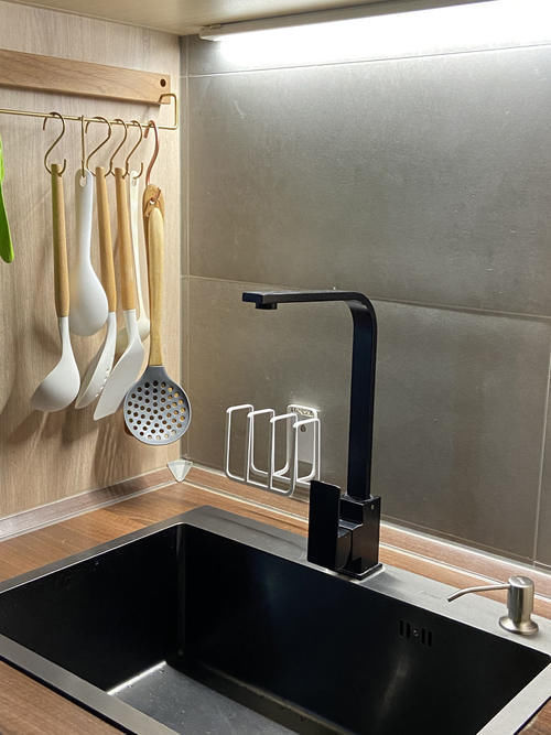 花房|去客厅化,阳台改茶室花房!这套86㎡,比想象中还要温馨舒适