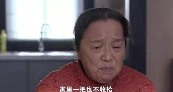 7岁孩子自述奶奶、姑姑训妈妈，爸爸打妈妈，妈妈走了，我很惨