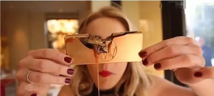 国外“最奢侈”零食，一口下去心痛了，网友：家里有矿！