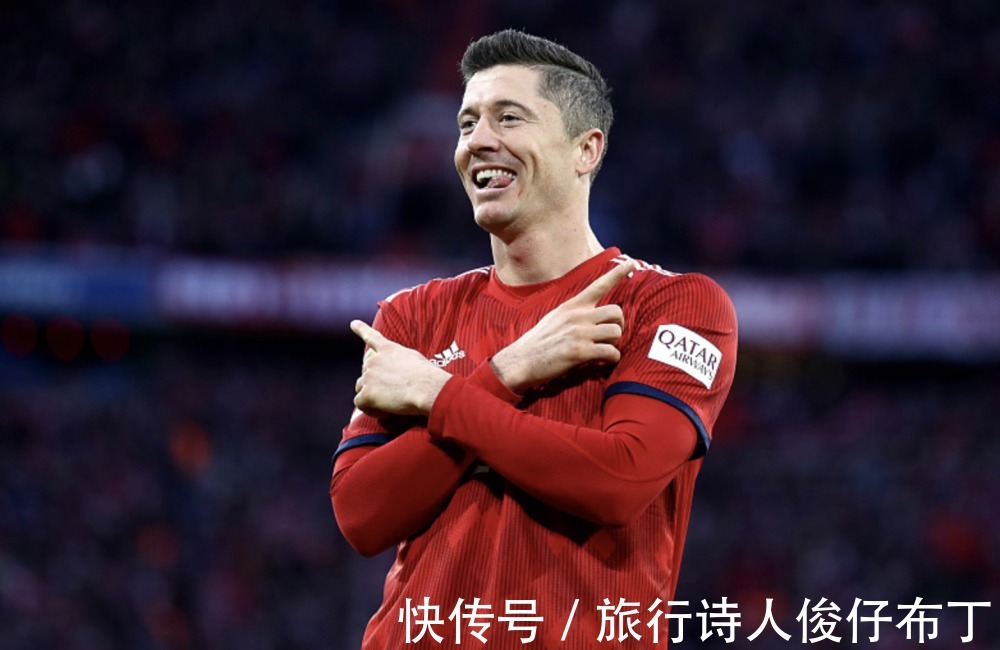 世界足球先生|梅西冲击足球先生,比评金球时多了2大优势,但萨拉赫送莱万喜讯