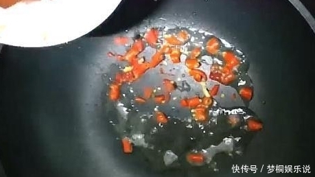 喜欢|教你虾子最家常的做法,好吃不贵,做法简单,喜欢的动手做一做!