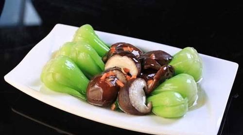 油菜|女性常吃以下食物,再贵也不要省,清热解毒,润肠通便,显年轻