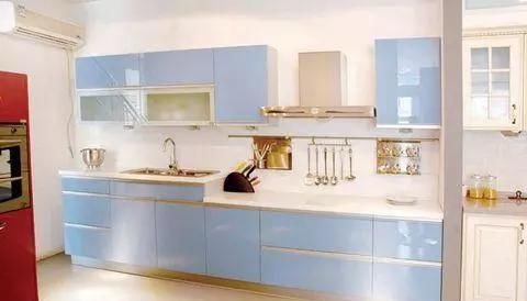 齐家青清|越来越多人喜欢在吊柜下面挖个洞,开始不理解,没想到这么好用