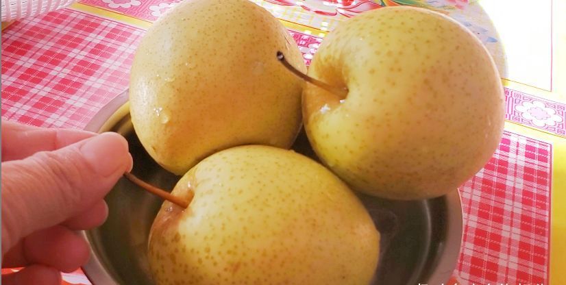 冰糖|冬天,宁可少吃肉也要多吃梨,90岁爷爷的做法,营养美味又解馋