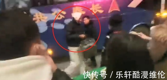 歧视|辽篮球迷种族歧视事件升级,富兰克林深夜发声不满,篮协该处理了